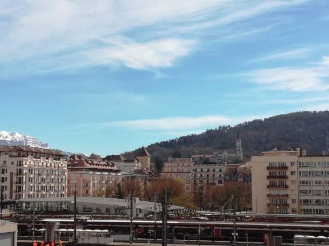 -- Le Sanctuaire, A 50 Metres De La Gare -- Apartment Annecy Exterior photo